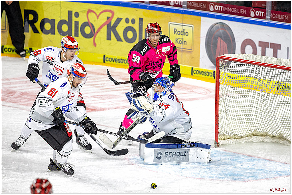 DEL; Koelner Haie - Schwenninger Wild Wings, 07.10.2018